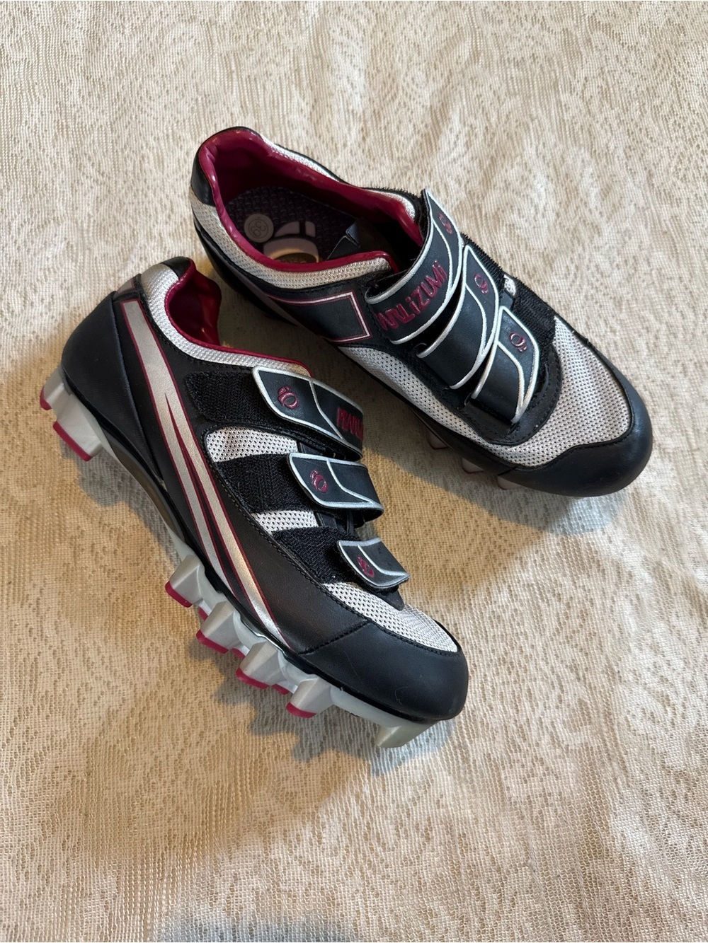 Pearl Izumi quest mountain bike cycle shoes